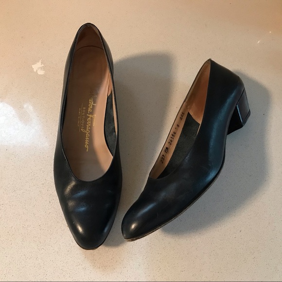 Navy Salvatore Ferragamo Leather Pumps - Picture 8 of 14